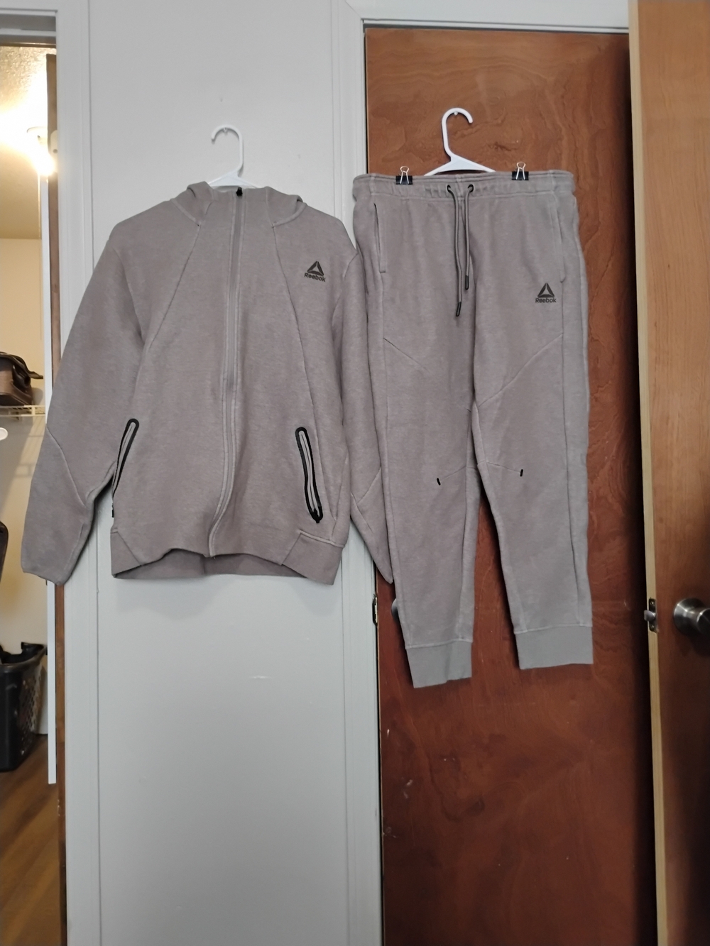 Men's Reebok Activewear Full Zip Hoodie & Jogger Sweatpants Sz Lg